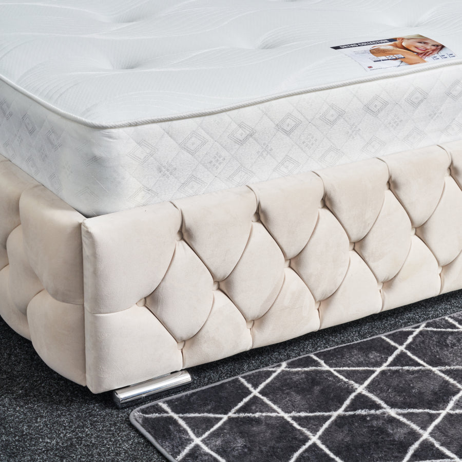 Diamond Mesh Bed