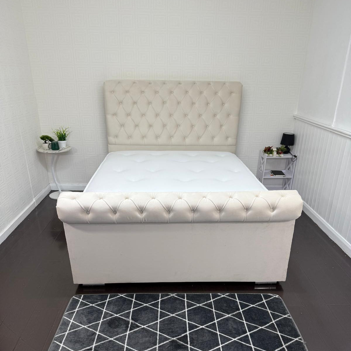 Sleigh Frame Bed